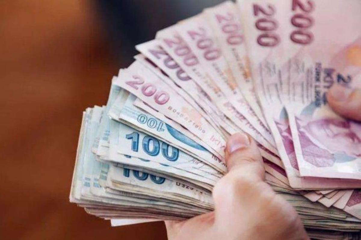 Türkiye ekonomisinin yol haritası belirlendi! İşte 3 yıllık enflasyon ve dolar tahmini