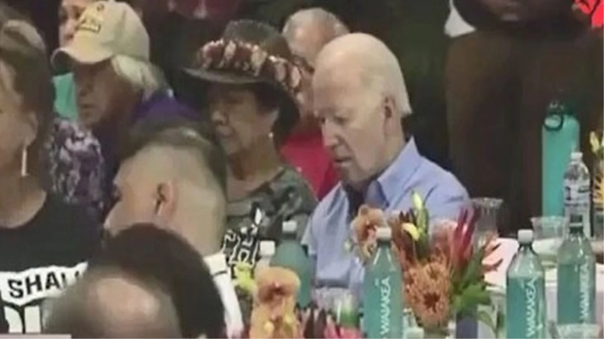 ABD Başkanı Biden, yangın felaketinin yaşandığı Hawaii'ye ziyaretinde uyuyakaldı