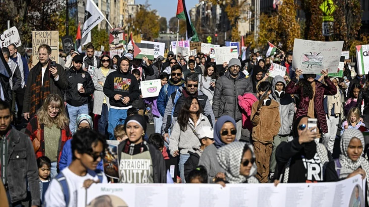 ABD'liler, İsrail zulmü altında bulunan Gazze'deki çocuklar için Beyaz Saray'a yürüdü
