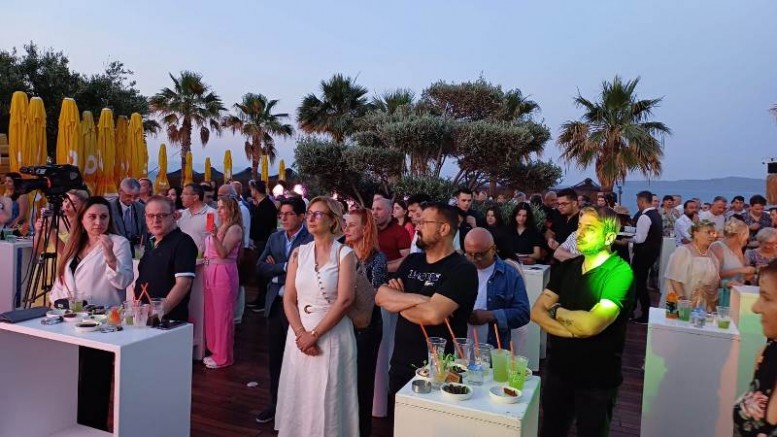 Ayıbalığı Otel Beach Club’a Muhteşem Açılış
