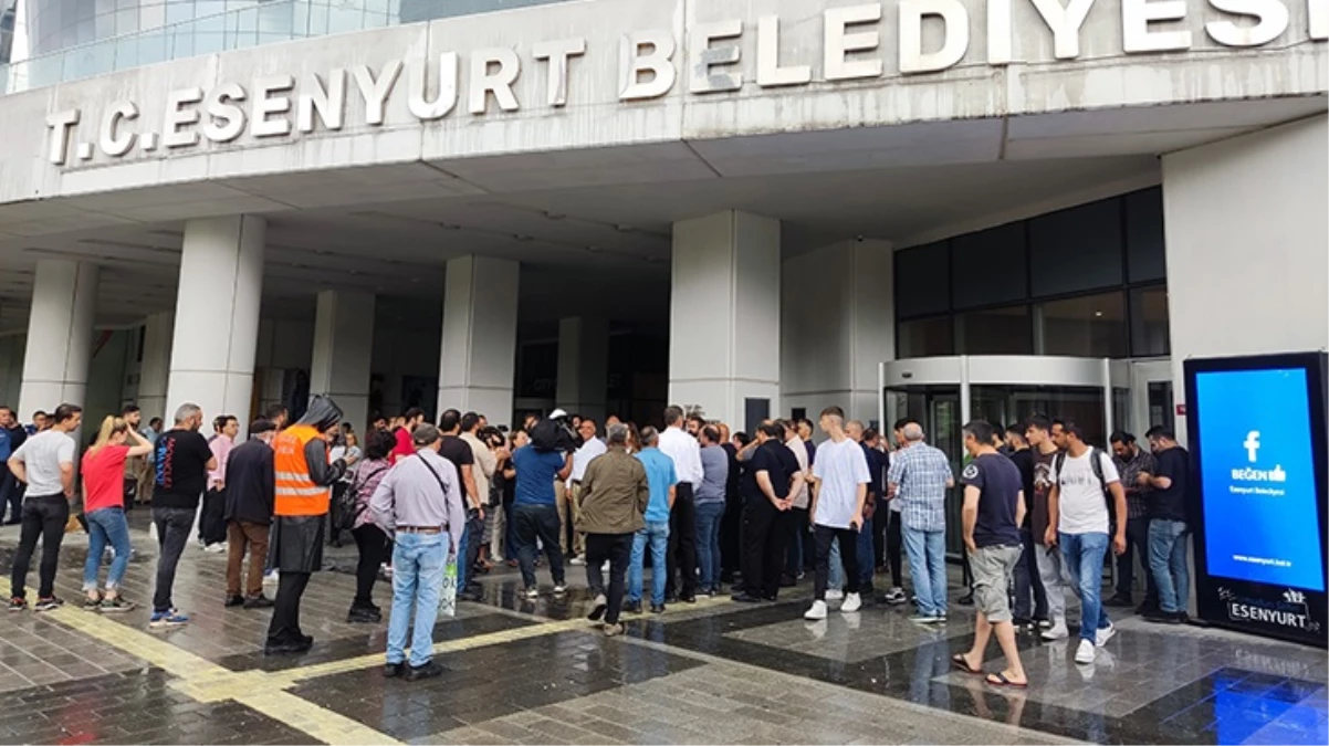 CHP'de Esenyurt krizi! Belediye Başkanı seçilen Ahmet Özer, eski yönetimi eleştirdi: Boş kasa ile devraldık