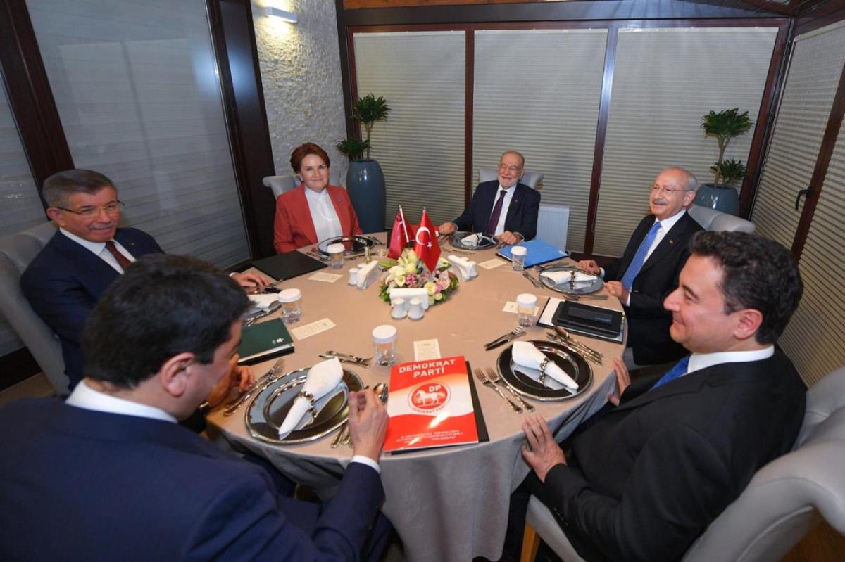 DEVA Partisi 6'lı masadan ayrılıyor mu? Babacan'dan kafa karışıklığını ortadan kaldıran sözler