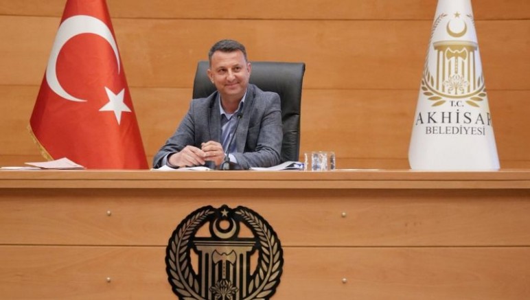 Görevi Devralan Başkan Ekrem Kayserili: 'Akhisar'da sosyal belediyecilik devam edecek'