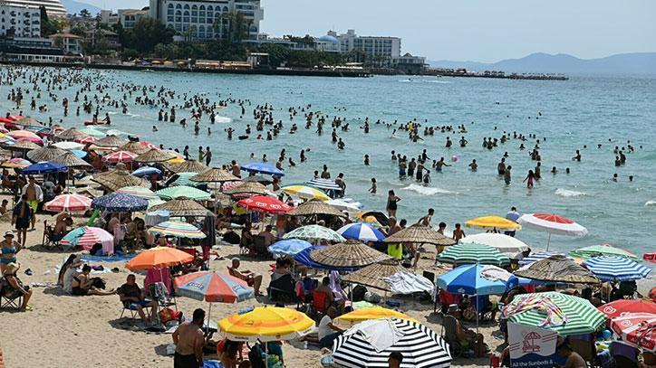 Kuşadası'nda turizmciler sezondan umutlu