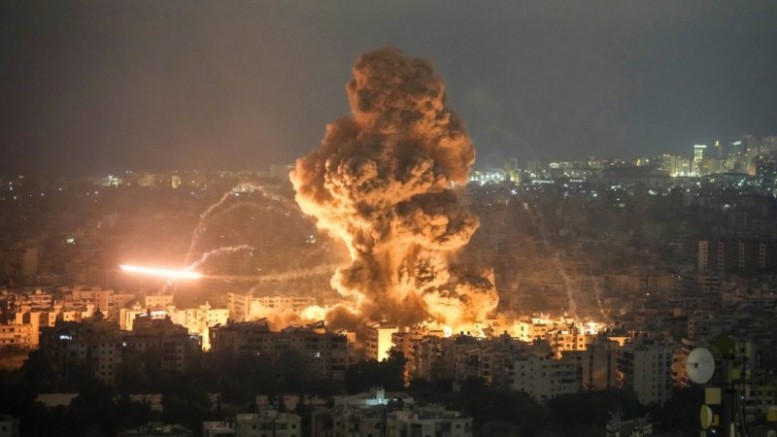 Soykırımcı İsrail'den Lübnan'a hava saldırısı: Birçok noktayı bombaladı