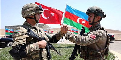 Azerbaycan bastırıyor, Rusya diretiyor, Barış gücünde Türk askeri muamması