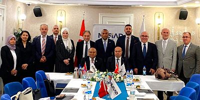Endonezya Türkiye Büyükelçisi, MÜSİAD İzmir'i Ziyaret Etti