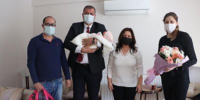 Hoş Geldin Bebek Projesi Başkan Duranın Ziyaretleri İle Başladı