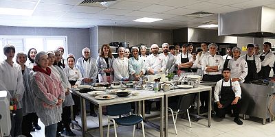 İzmir’de 'Gastronomi ve Tasarım Sempozyumu' yapıldı