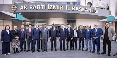 İzmir Siyasetinde Normmalleşme Adımları: Tugay'dan AK Partiye Ziyaret 
