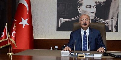 İzmir Valisi Köşger Koronavirüse Yakalandı