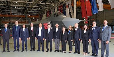 Özgür Özel'den dikkat çeken KAAN paylaşımı