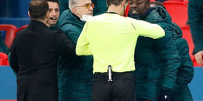 Şampiyonlar Ligi H Grubu’nun altıncı haftasındaki PSG-Medipol Başakşehir maçının 14. dakikasında temsilcimizin yardımcı antrenörü Pierre Webo kırmızı kart gördü.
